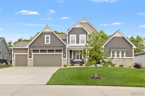 209 Castle Stuart Ct, O'fallon, MO 63368