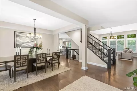 Dining - 209 Castle Stuart Ct, O'fallon, MO 63368 photo 2 of 4