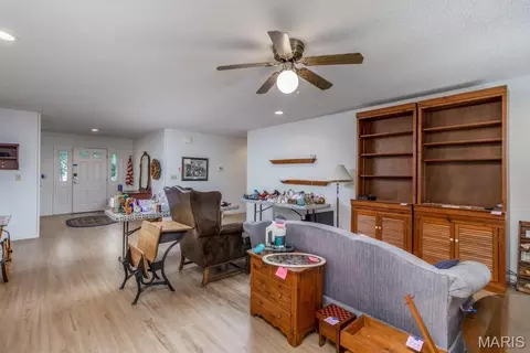 Living - 17140 Lemming Ln, Saint Robert, MO 65584 photo 1 of 1