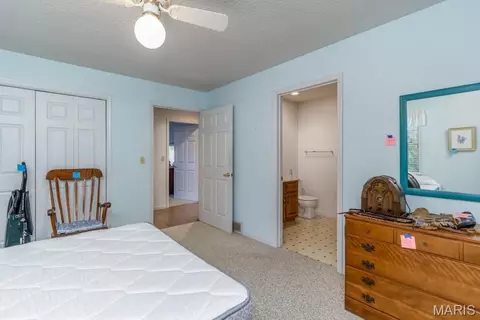 Bedroom - 17140 Lemming Ln, Saint Robert, MO 65584 photo 7 of 7