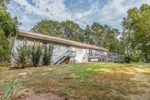 Exterior - 17140 Lemming Ln, Saint Robert, MO 65584 photo 6 of 9