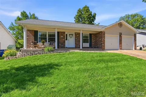 Undisclosed, Ballwin, MO 63011