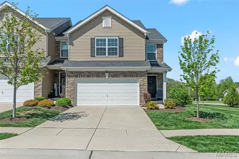 501 Peruque Commons Ct, Wentzville, MO 63385
