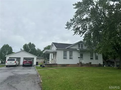 104 W Jasper St, Steeleville, IL 62288