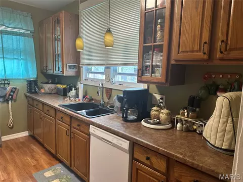 Kitchen - 104 W Jasper St, Steeleville, IL 62288 photo 1 of 3