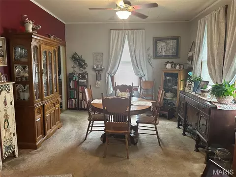 Dining - 104 W Jasper St, Steeleville, IL 62288 photo 1 of 2