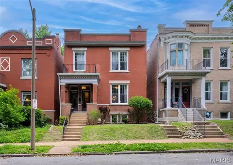 3865 Connecticut St, Saint Louis, MO 63116