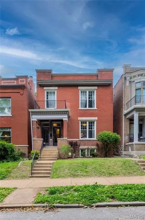 3865 Connecticut St, Saint Louis, MO 63116