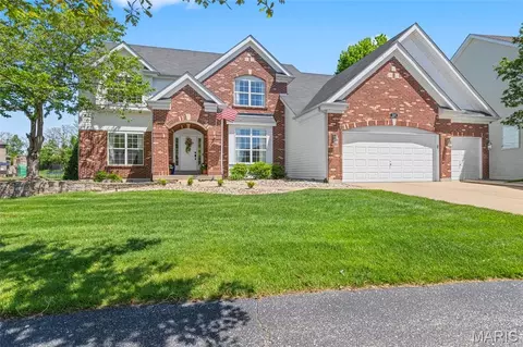 100 Elderberry Ln, Wildwood, MO 63040