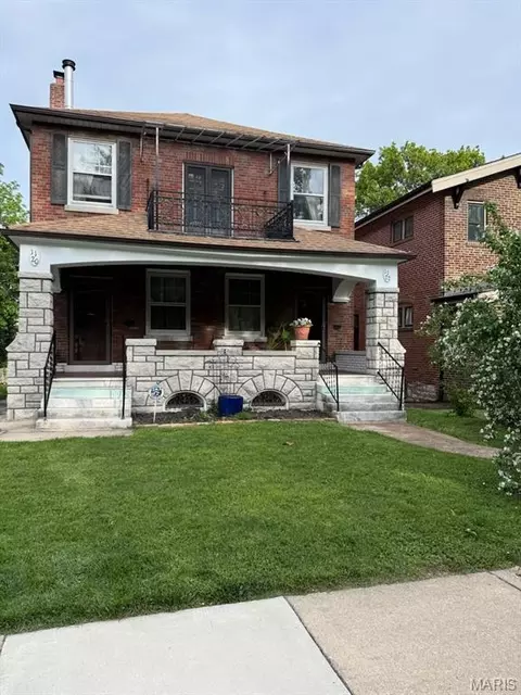 1120 Moorlands Dr, Richmond Heights, MO 63117