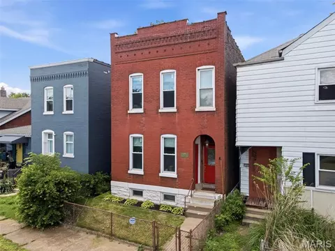 7507 Virginia Ave, Saint Louis, MO 63111