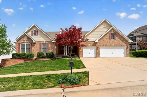 1220 Birch Meadow Ct, High Ridge, MO 63049
