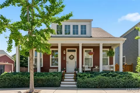 3269 Camp St, Saint Charles, MO 63301