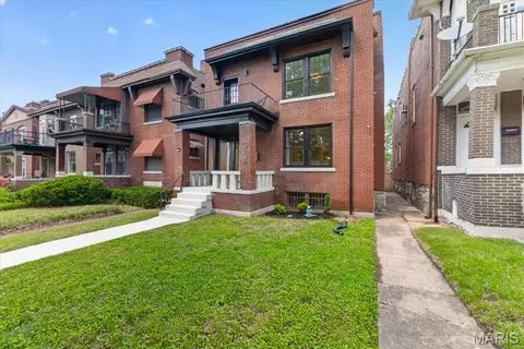 3839 Shaw Blvd, Saint Louis, MO 63110