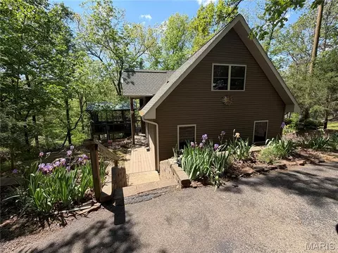 1510 Robin Woods Ln, Tunnel Hill, IL 62972
