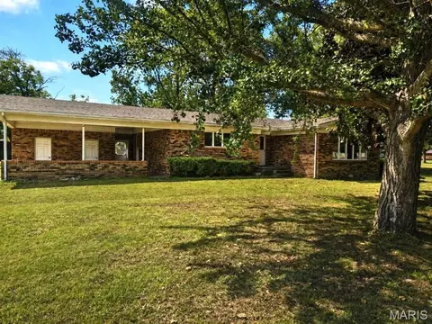 2101 Burge St, Malden, MO 63863