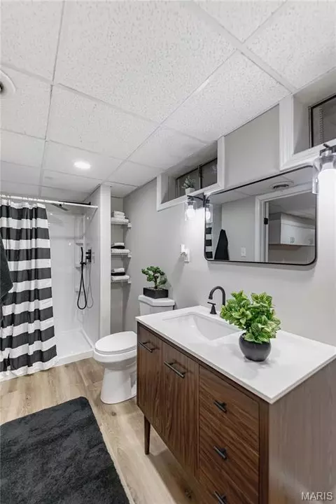 Bath - 415 Montbrook Dr, O'fallon, MO 63366 photo 5 of 5