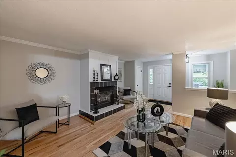 Living - 415 Montbrook Dr, O'fallon, MO 63366 photo 3 of 7
