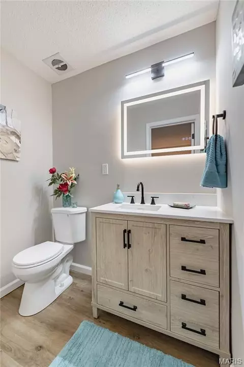 Bath - 415 Montbrook Dr, O'fallon, MO 63366 photo 1 of 5