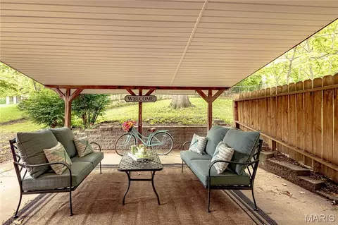 Exterior - 415 Montbrook Dr, O'fallon, MO 63366 photo 3 of 8