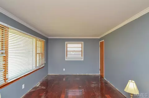 Living - 247 Royce Dr, Ferguson, MO 63135 photo 2 of 2