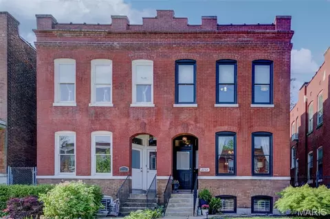 2732 Accomac St, Saint Louis, MO 63104