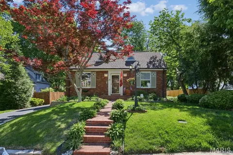 21 S Moreland Ave, Saint Louis, MO 63122