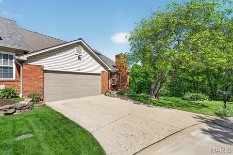 Exterior - 2401 Balaji Ct, Ballwin, MO 63011 photo 3 of 6
