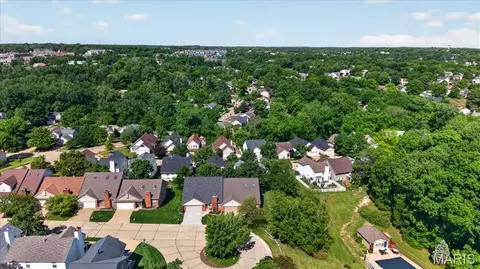 View/Area - 2401 Balaji Ct, Ballwin, MO 63011 photo 2 of 5
