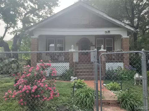 1401 N 54th St, Washington Park, IL 62204