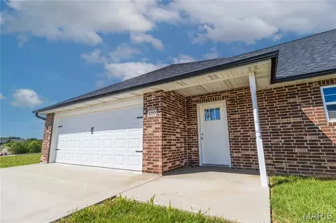 Exterior - 400 E Deerwood Dr, Jackson, MO 63755 photo 5 of 5