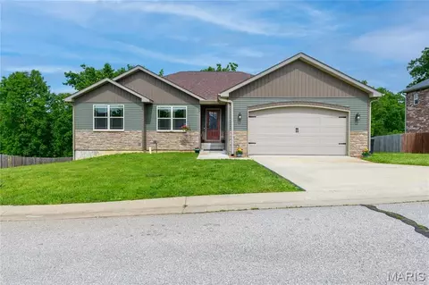 117 Paradise St, Waynesville, MO 65583