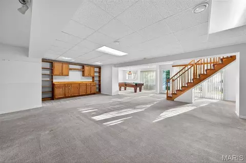 Living - 23 Bridgeway Ct, O'fallon, MO 63368 photo 10 of 11