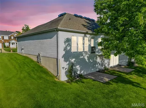 Exterior - 23 Bridgeway Ct, O'fallon, MO 63368 photo 2 of 6