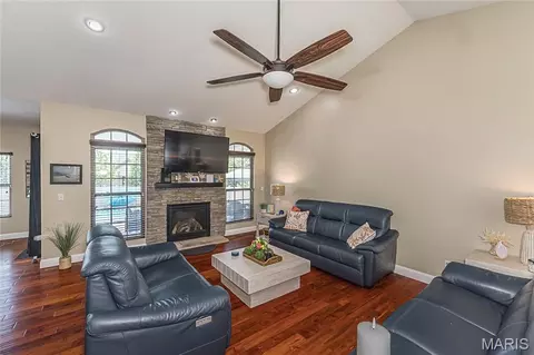 Living - 8422 Treybrooke Pl, O'fallon, IL 62269 photo 1 of 3