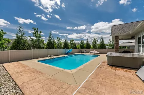 Exterior - 8422 Treybrooke Pl, O'fallon, IL 62269 photo 10 of 12