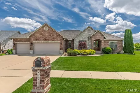 8422 Treybrooke Pl, O'fallon, IL 62269