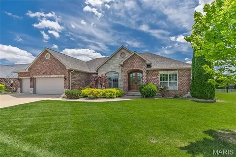 Exterior - 8422 Treybrooke Pl, O'fallon, IL 62269 photo 3 of 12