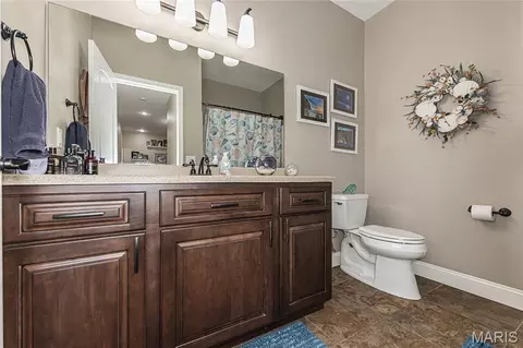 Bath - 8422 Treybrooke Pl, O'fallon, IL 62269 photo 4 of 5