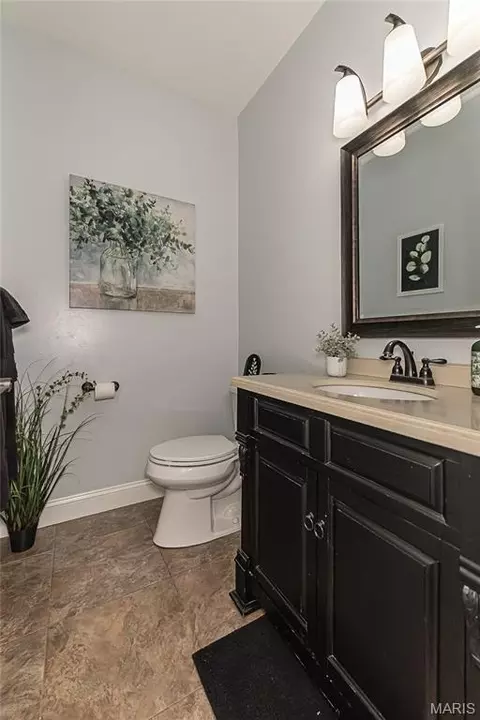 Bath - 8422 Treybrooke Pl, O'fallon, IL 62269 photo 3 of 5