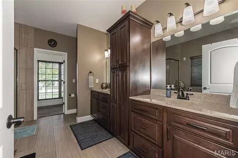 Bath - 8422 Treybrooke Pl, O'fallon, IL 62269 photo 1 of 5