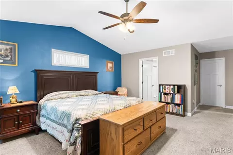 Bedroom - 660 Willowbrook Way, O'fallon, IL 62269 photo 7 of 10