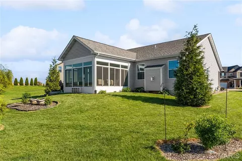 Exterior - 660 Willowbrook Way, O'fallon, IL 62269 photo 8 of 8
