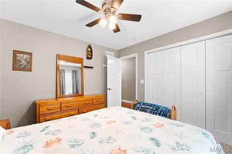 Bedroom - 660 Willowbrook Way, O'fallon, IL 62269 photo 5 of 10