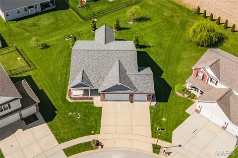 View/Area - 660 Willowbrook Way, O'fallon, IL 62269 photo 3 of 5