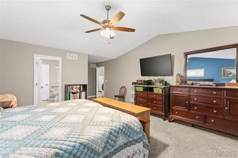 Bedroom - 660 Willowbrook Way, O'fallon, IL 62269 photo 8 of 10