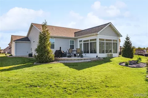 Exterior - 660 Willowbrook Way, O'fallon, IL 62269 photo 2 of 8