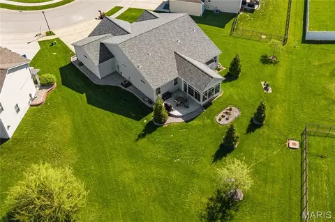 View/Area - 660 Willowbrook Way, O'fallon, IL 62269 photo 4 of 5