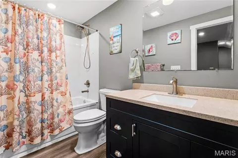 Bath - 660 Willowbrook Way, O'fallon, IL 62269 photo 3 of 3