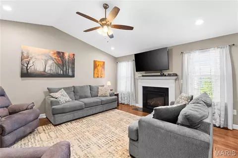 Living - 660 Willowbrook Way, O'fallon, IL 62269 photo 1 of 2